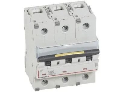 180795_409016-LEGRAND-1000