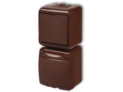 187723_MIX-ZASUVKA-VYPINAC-C-6-VERTIKALNY-IP54-JUNIOR-HNEDY-4WGHP-3