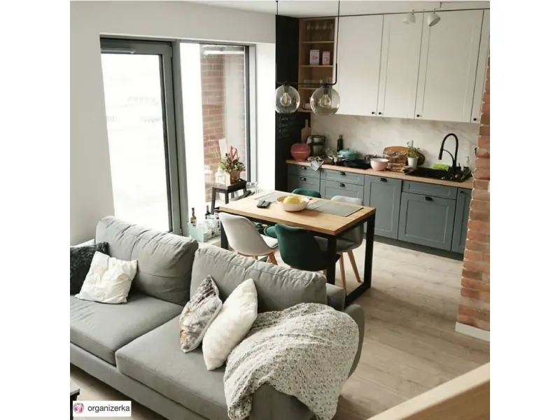 218236_NOWODVORSKI-02